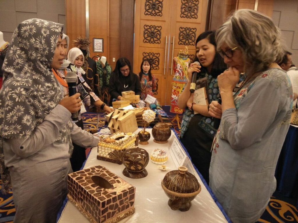 Jasa Inkubasi Wirausaha Sosial Pemasaran Produk Tahap Mandiri Menghadapi Buyer